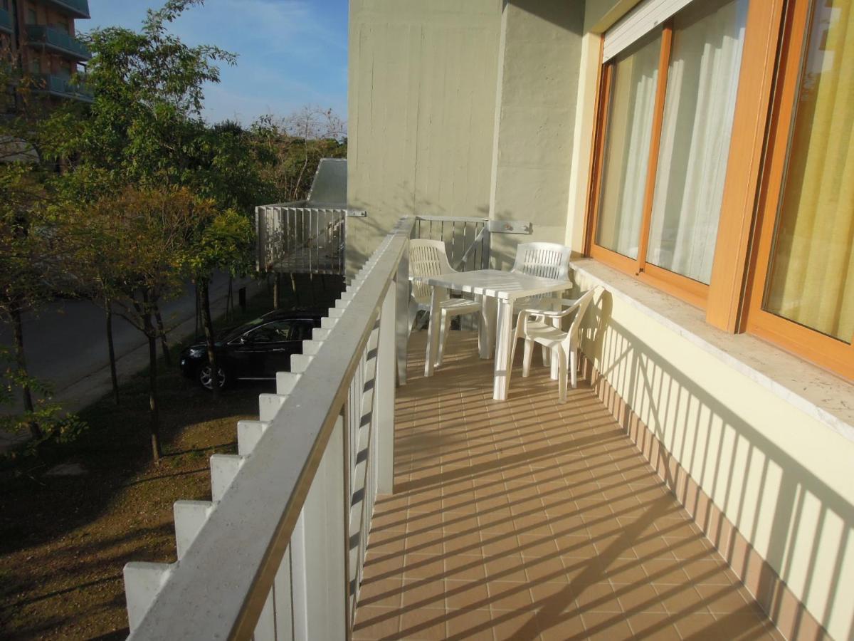 Condominio Laguna Grande Bibione Esterno foto